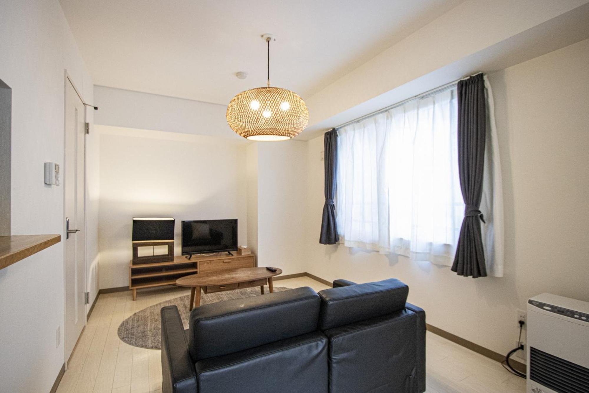 Tsubaki Garden Apartment Sapporo Bagian luar foto